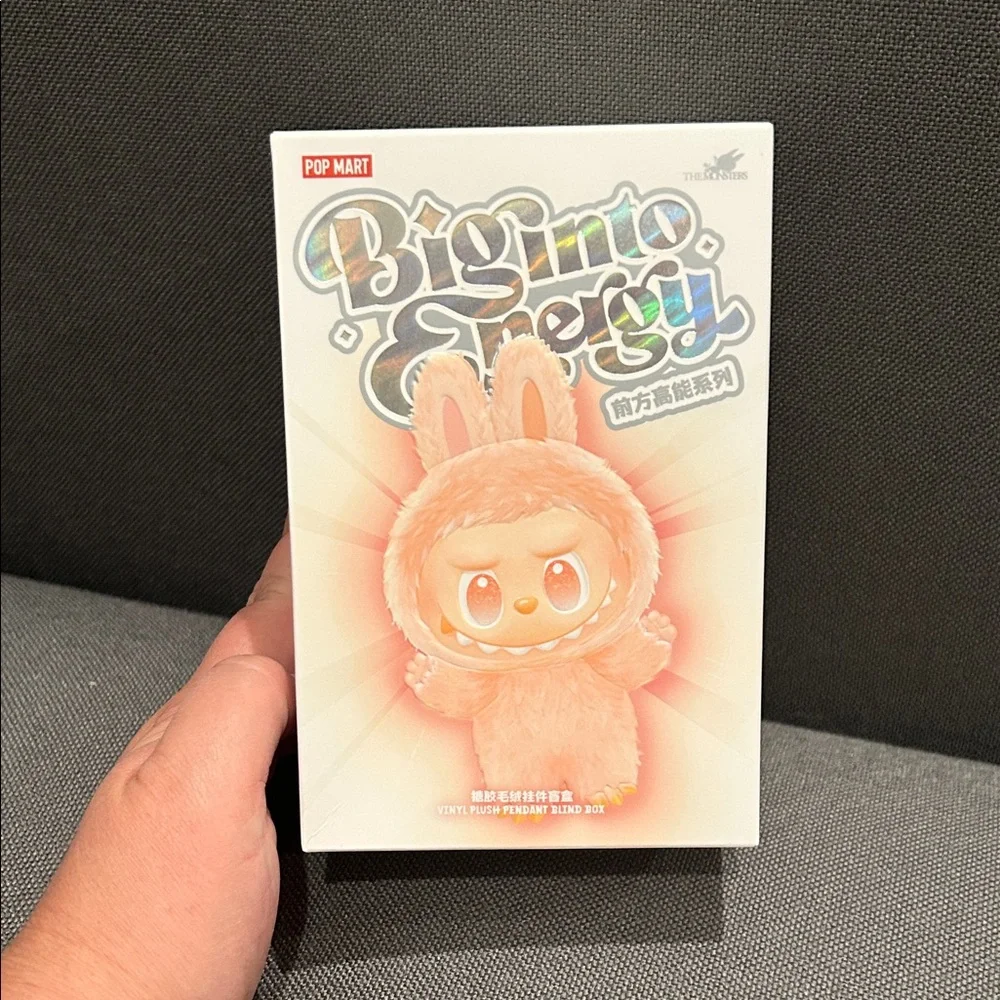 Big Into Energy Hope Labubu - Picture 2 of 7